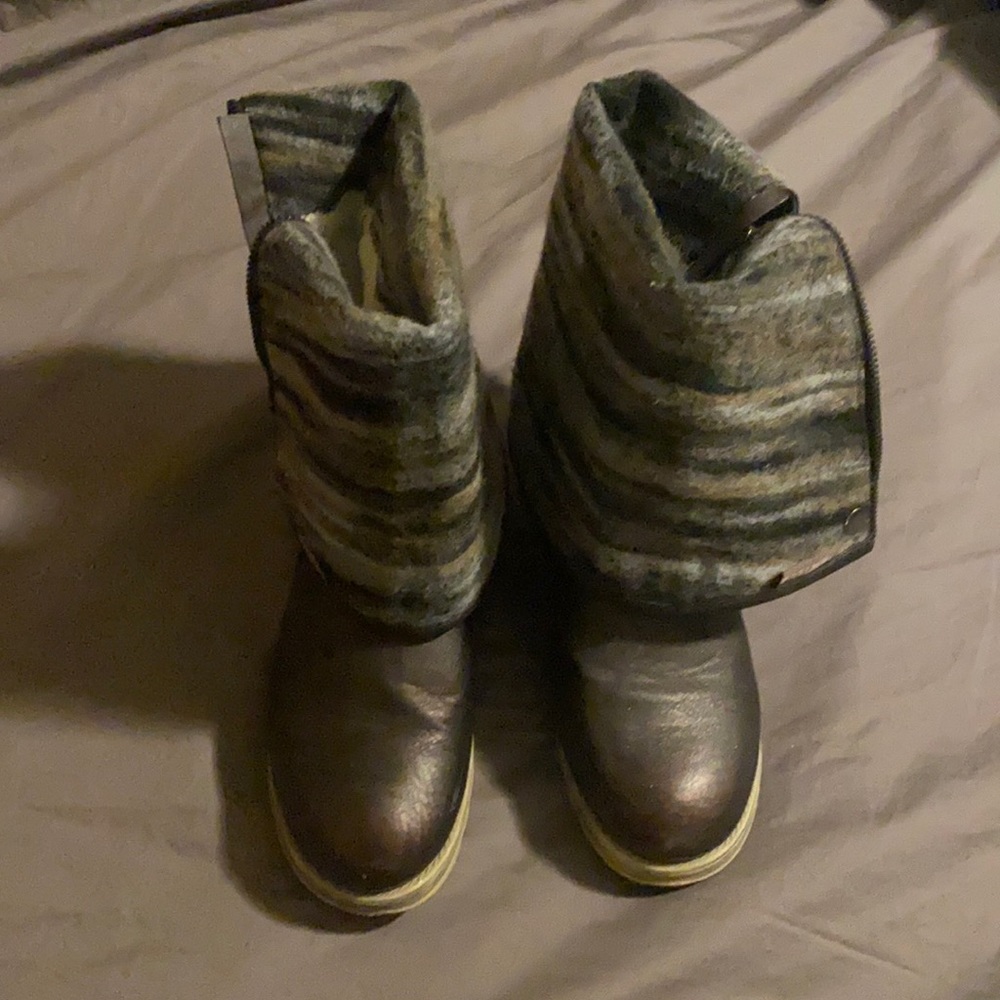 Muk Luks Boots